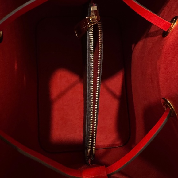 Louis Vuitton Noé Bucket Bag – Rare Red – Chip Auth – Receipt – Excellent - Picture 8 of 9
